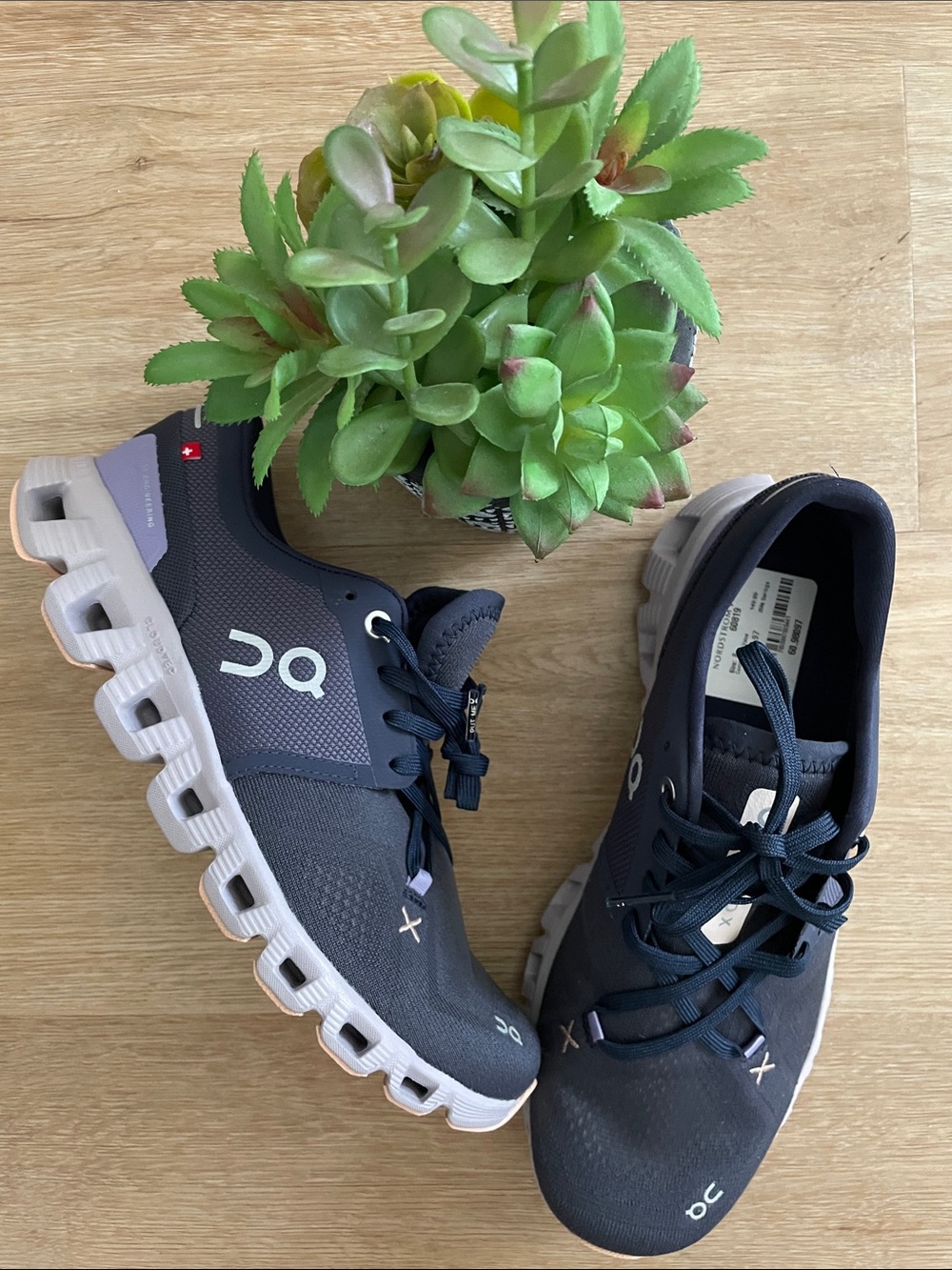 On Cloud X. Athletic Shoes